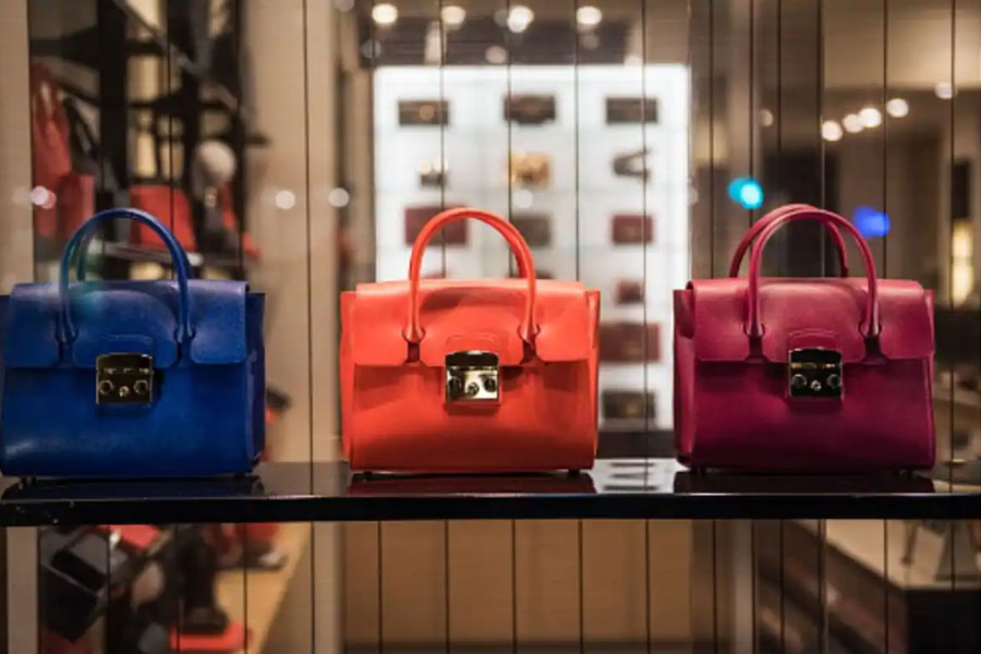 6 Things To Keep In Mind While Buying A Handbag